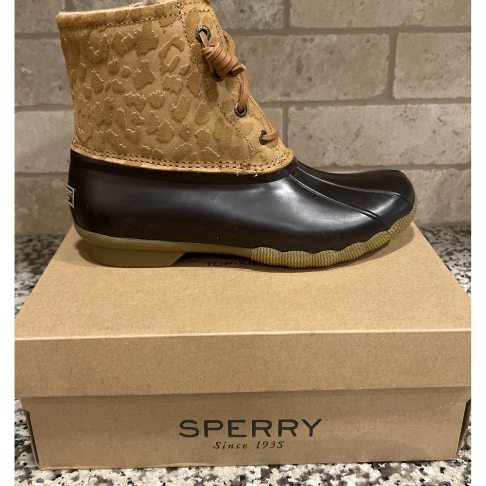 New Sperry Saltwater Cheetah Tan Duck Boots All Weather STS87095 Women's 7.5
